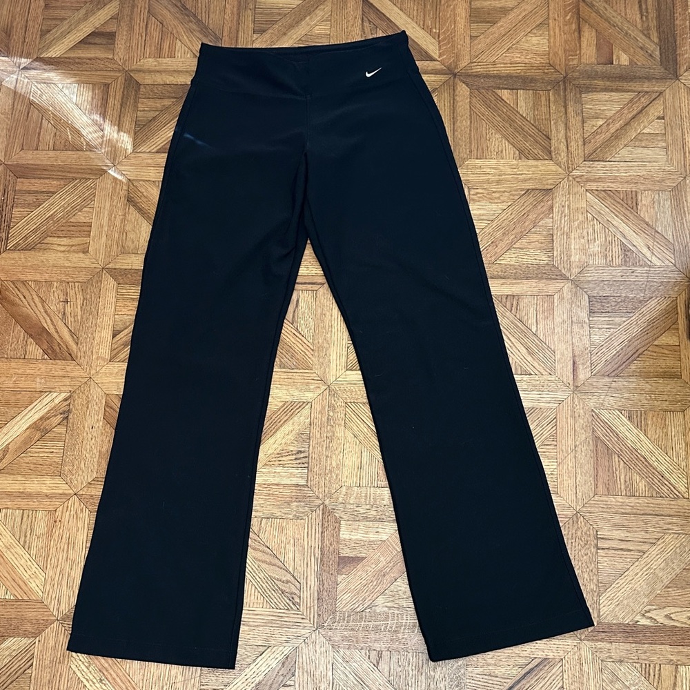 Nike Dry-Fit Black Flared Leggings